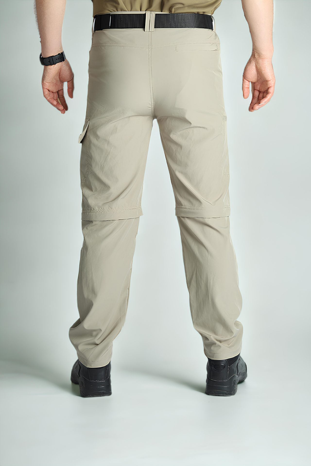 Pantalones Tácticos Convertibles Beige de Tela Ligera