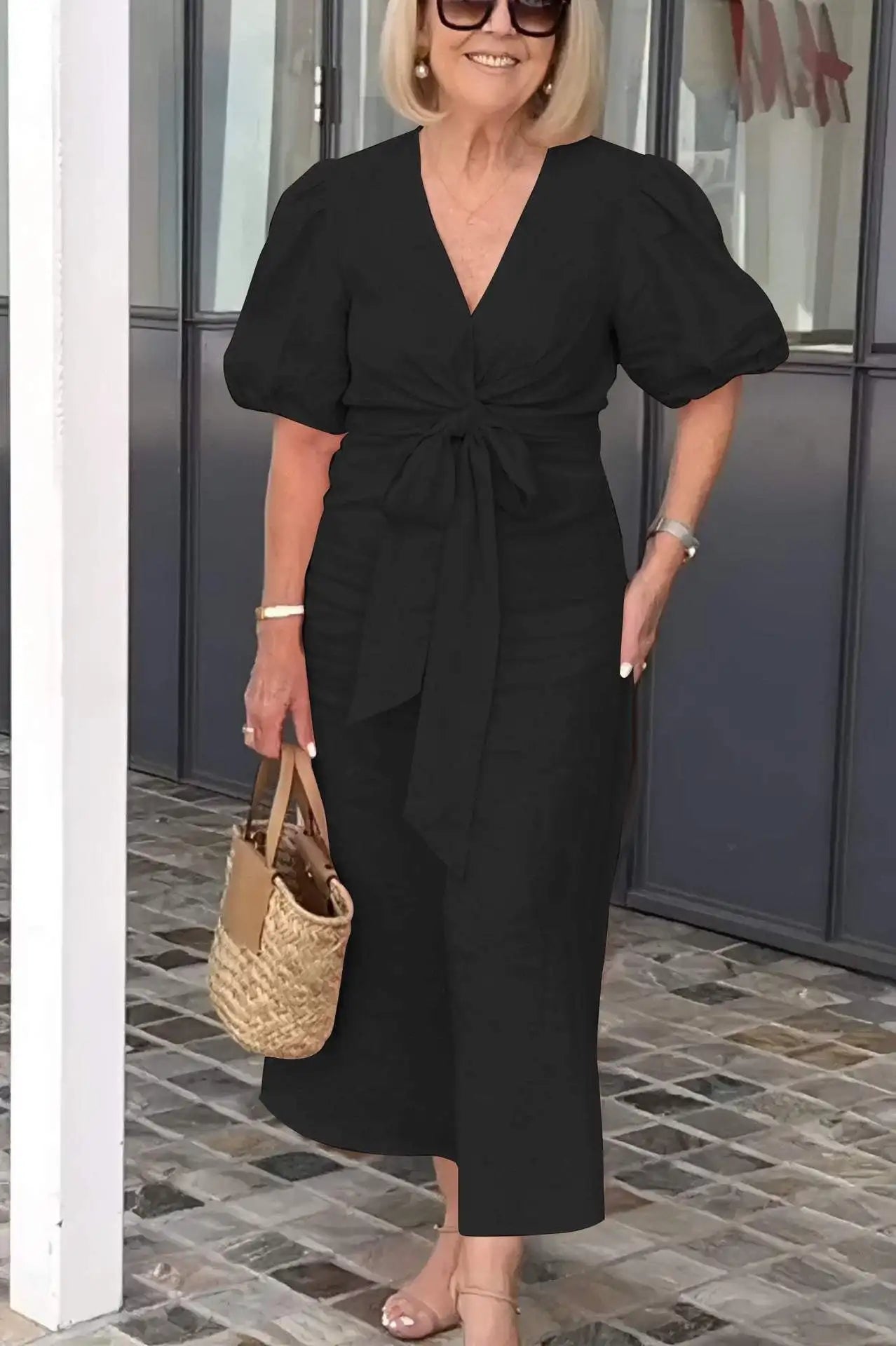 Natasha - Vestido Elegante con Escote en V